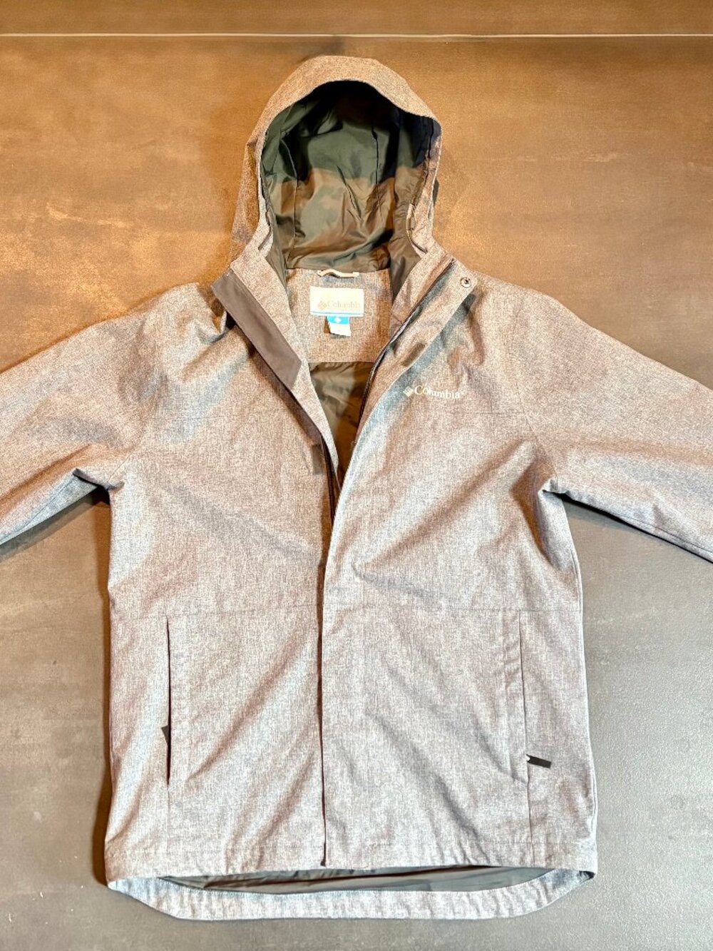 Men's Columbia Sportswear Zane Mountain EXS Jacket, Sz med, Grey Heather